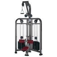 Lat pulldown CMPD Life Fitness